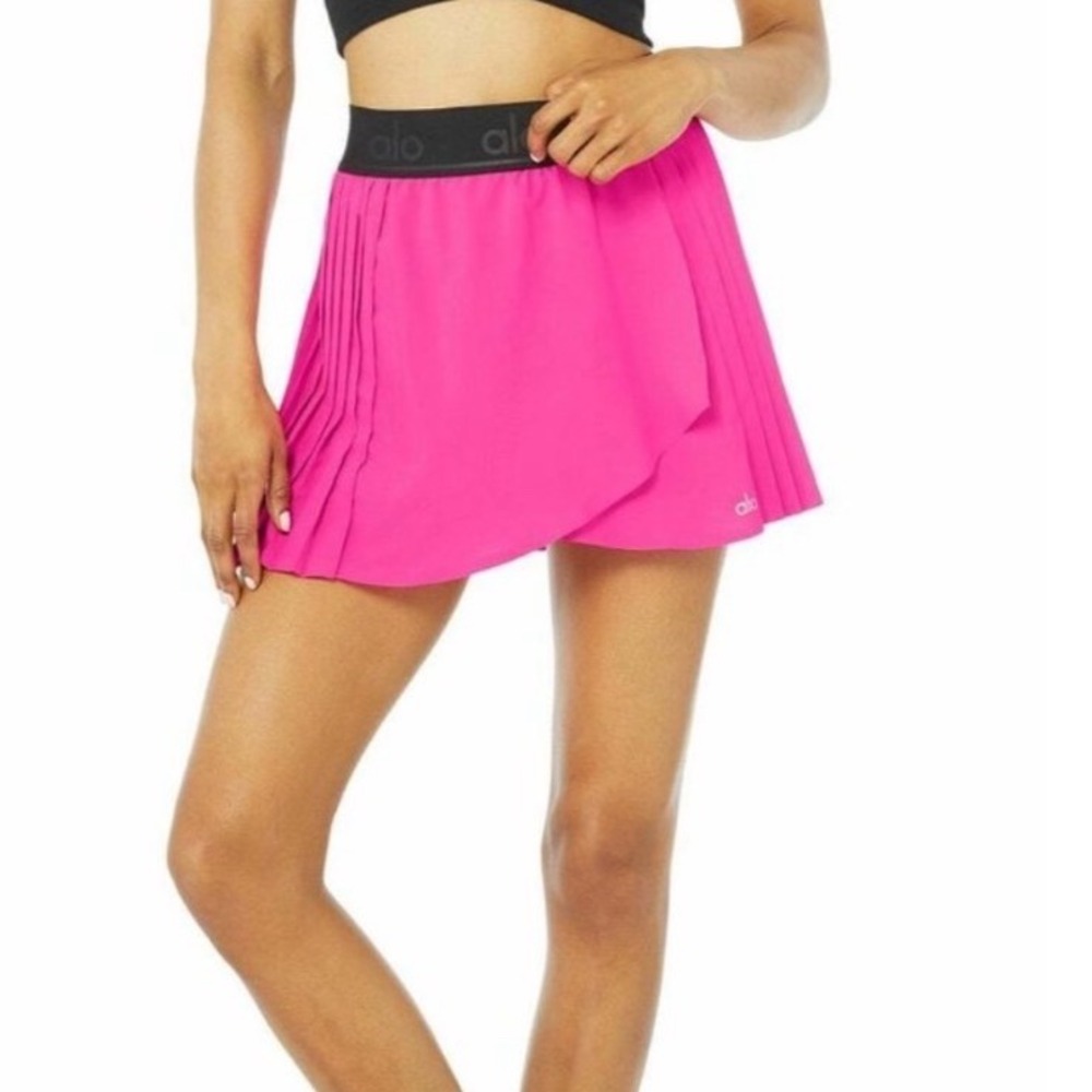 ALO NEW Aces Tennis Skirt Size Large In Neon Pink